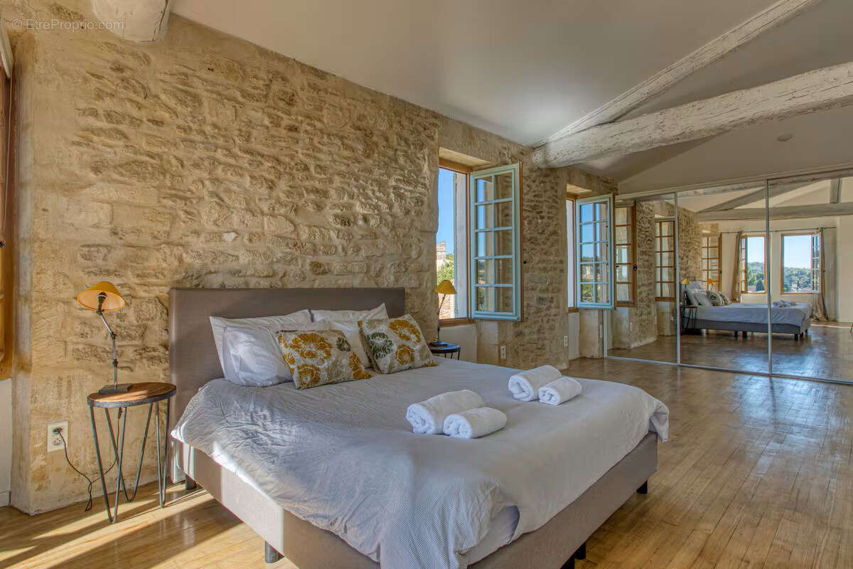 Maison à UZES