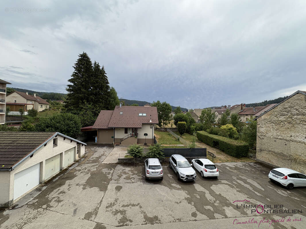 Pontarlier - proche hôpital : appartement de type 3 - photo 15