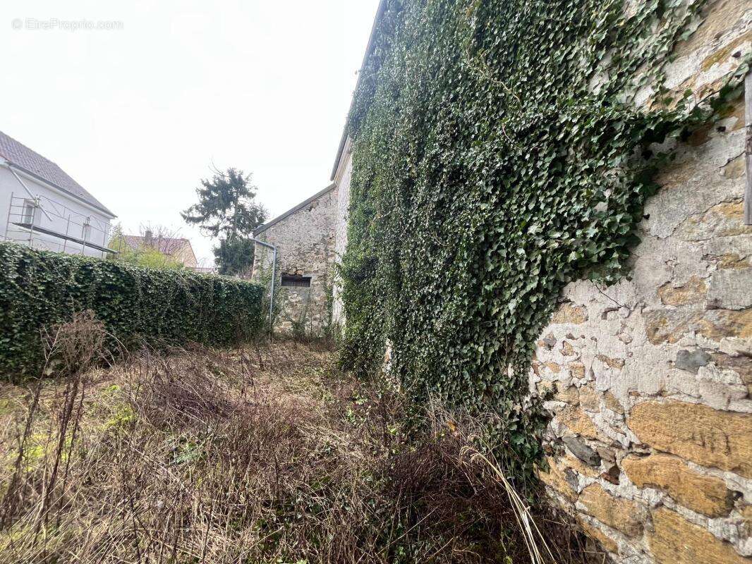 Maison à COURDIMANCHE