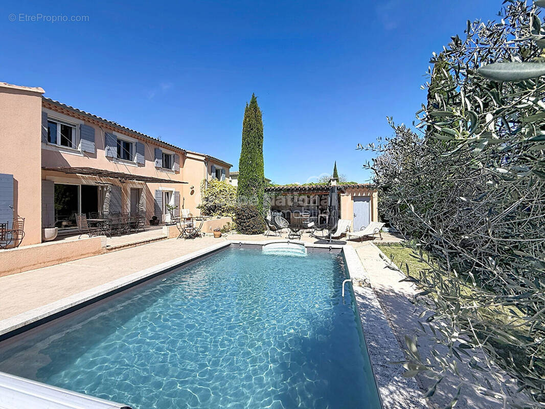 Maison à CHEVAL-BLANC
