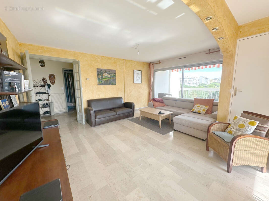 Appartement à CANDILLARGUES