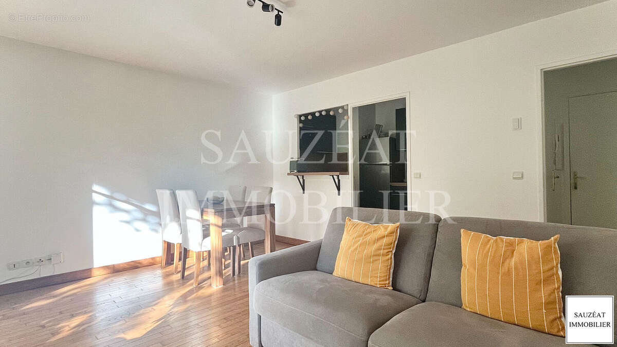Appartement à MONTROUGE