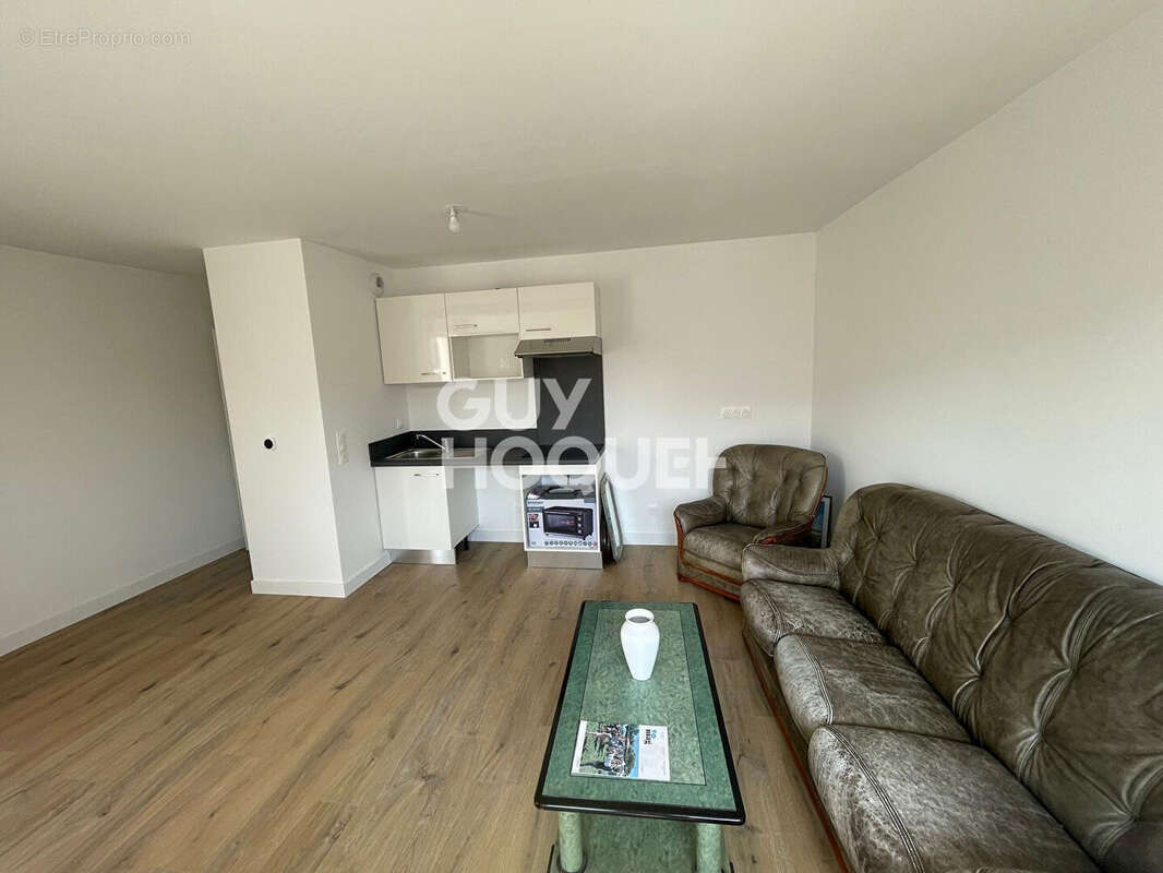 Appartement à VILLENAVE-D&#039;ORNON