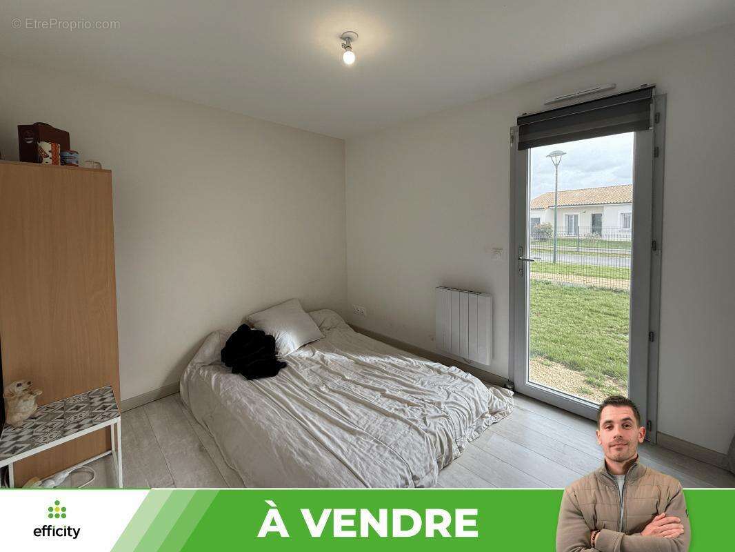 Maison à JAUNAY-CLAN