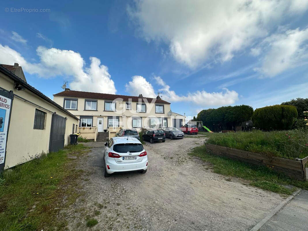 Appartement à BOUQUEHAULT