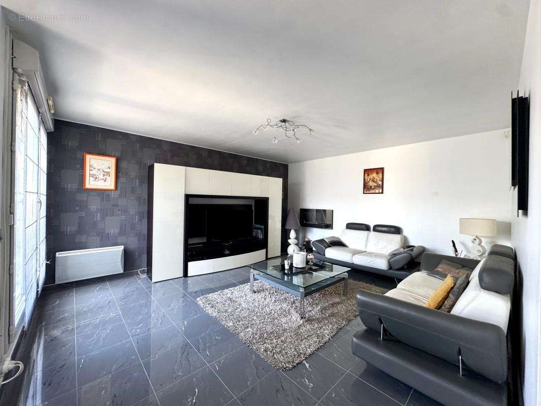 Appartement À Vendre - photo 5