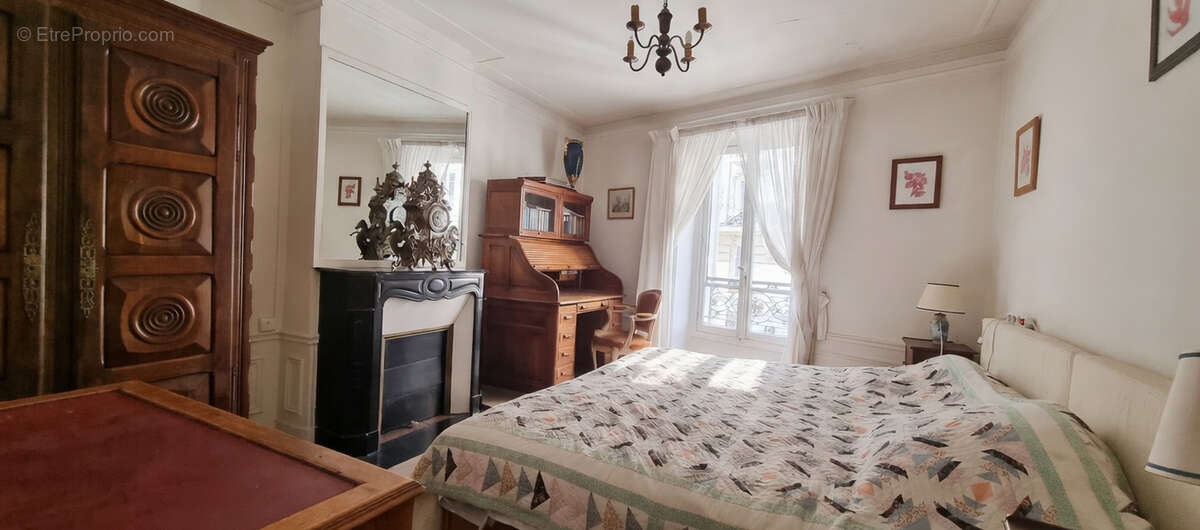Maison à PARIS-15E