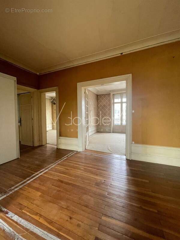 Appartement à MARCQ-EN-BAROEUL