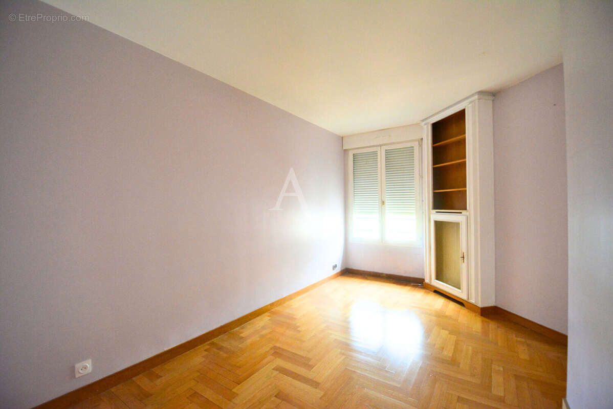 Appartement à LE KREMLIN-BICETRE