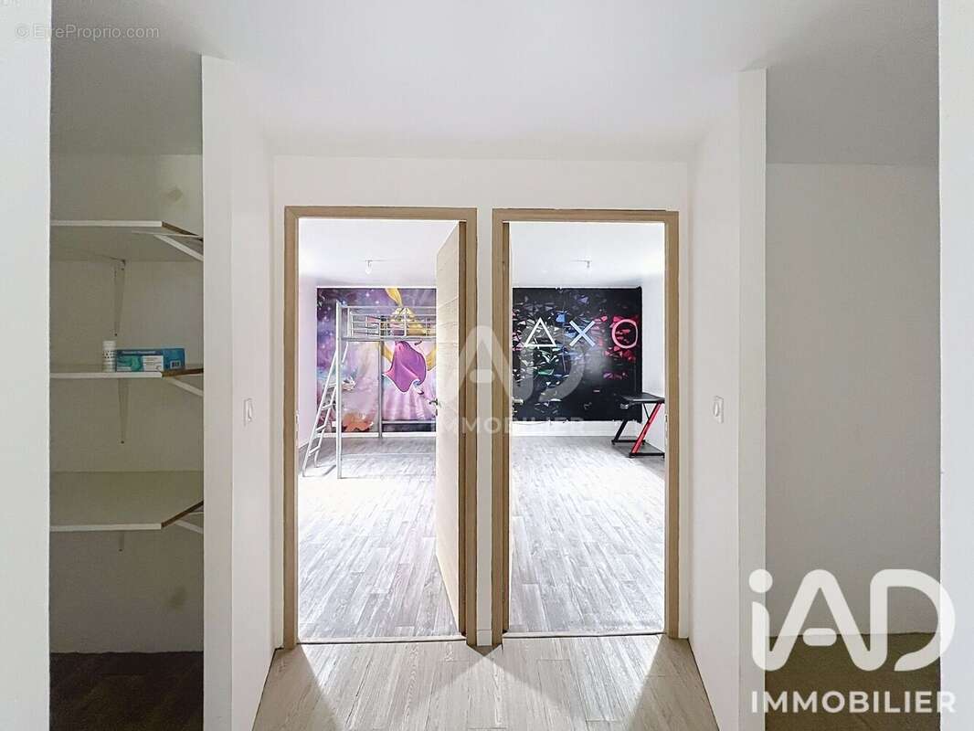 Maison 88 m² à Cogles  - photo 8