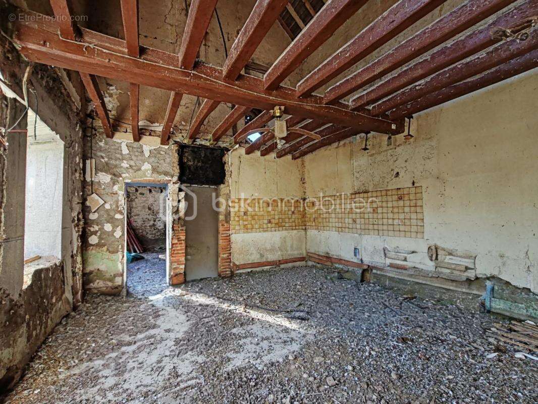 Maison à MEMBROLLES