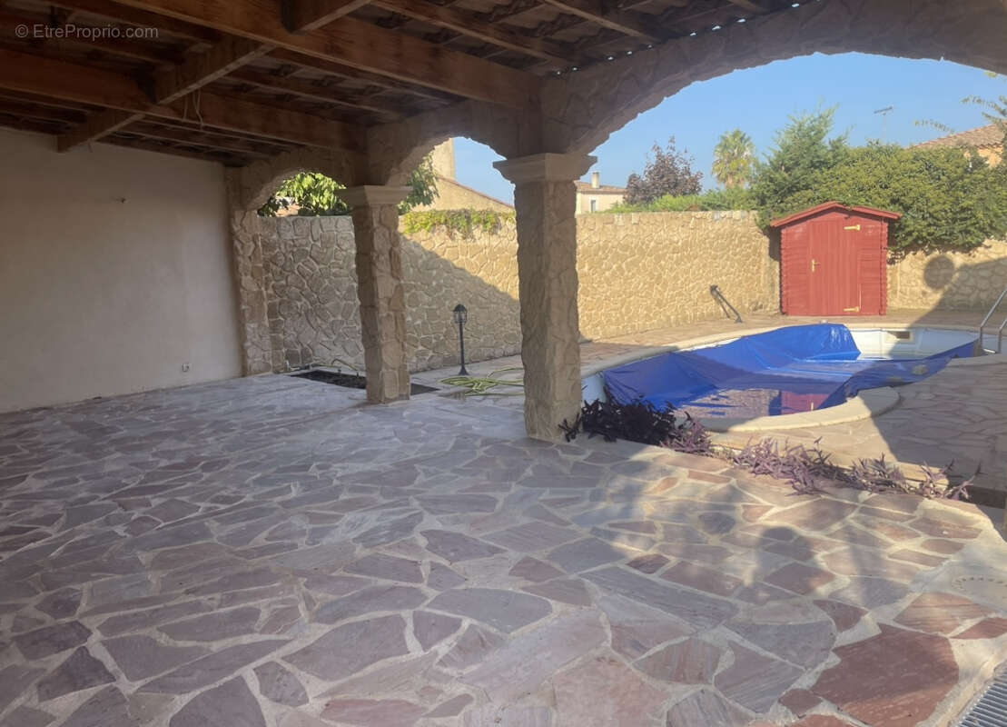 Maison à BOUILLARGUES