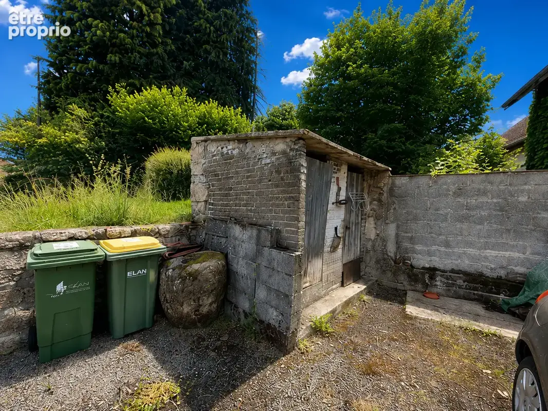 Maison de Bourg à Saint-Sulpice-Laurière - photo 3