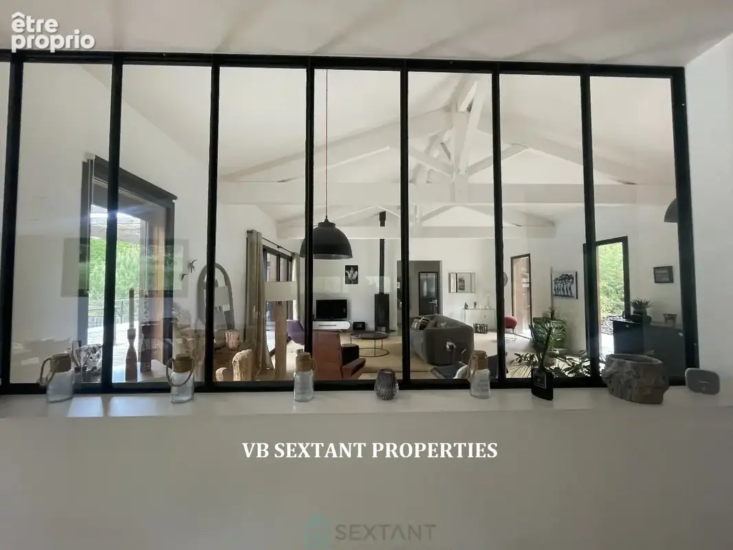15 mn de Bordeaux, Latresne, magnifique maison de charme en bois avec  dépendance - photo 5