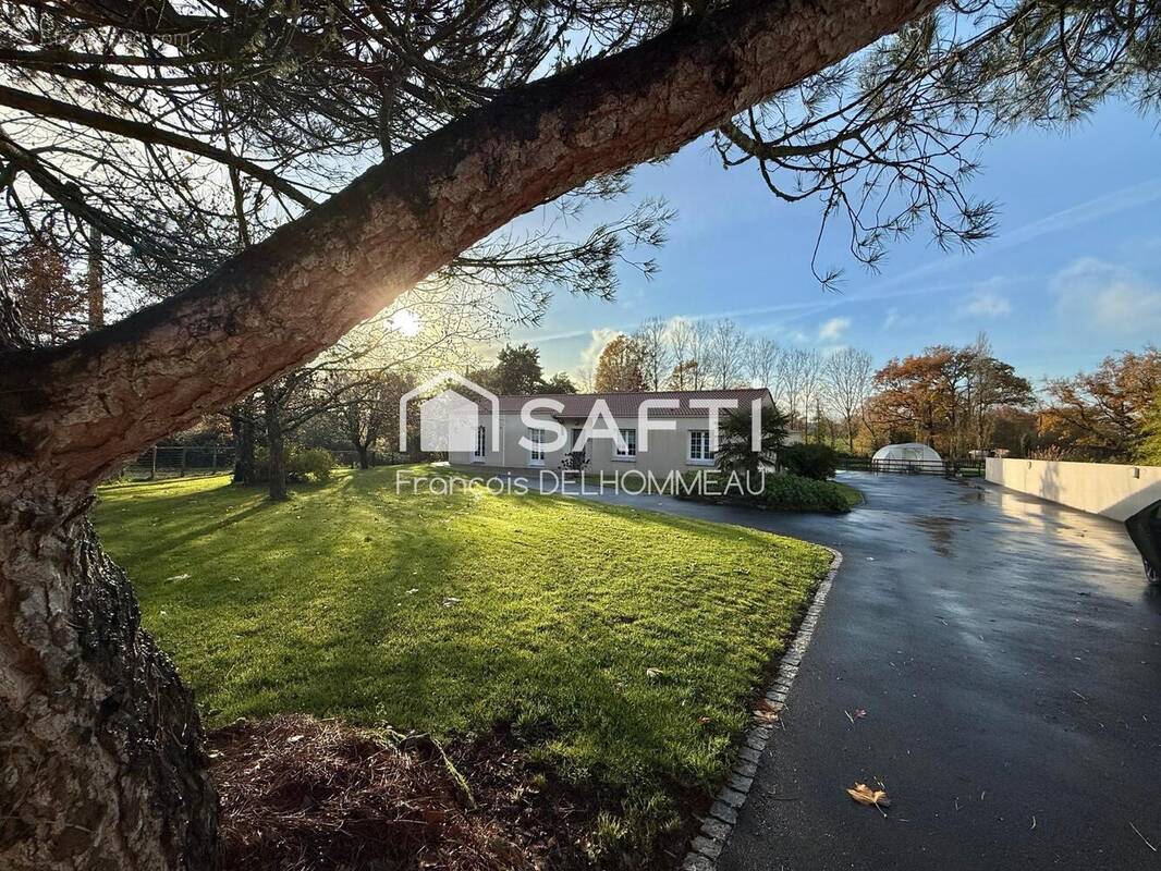 Photo 1 - Maison à LA ROCHE-SUR-YON