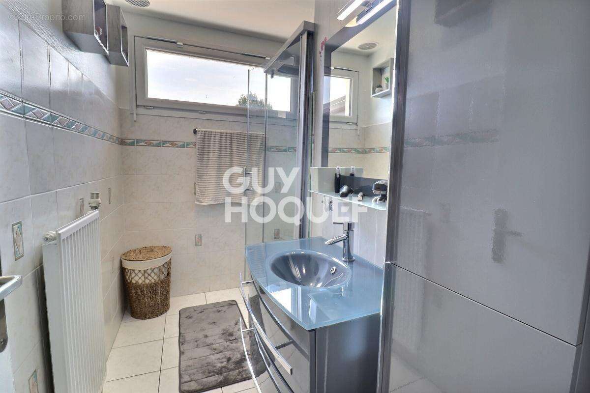 Maison à AIGREFEUILLE-D'AUNIS