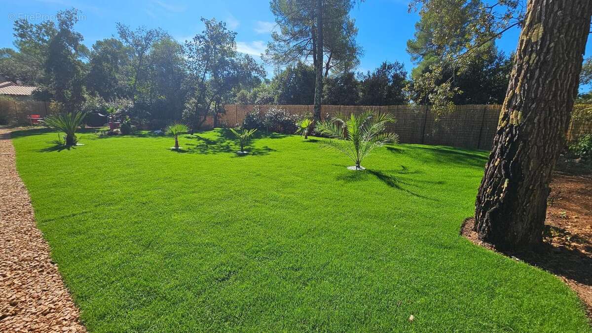 Photo 3 - Maison à SILLANS-LA-CASCADE