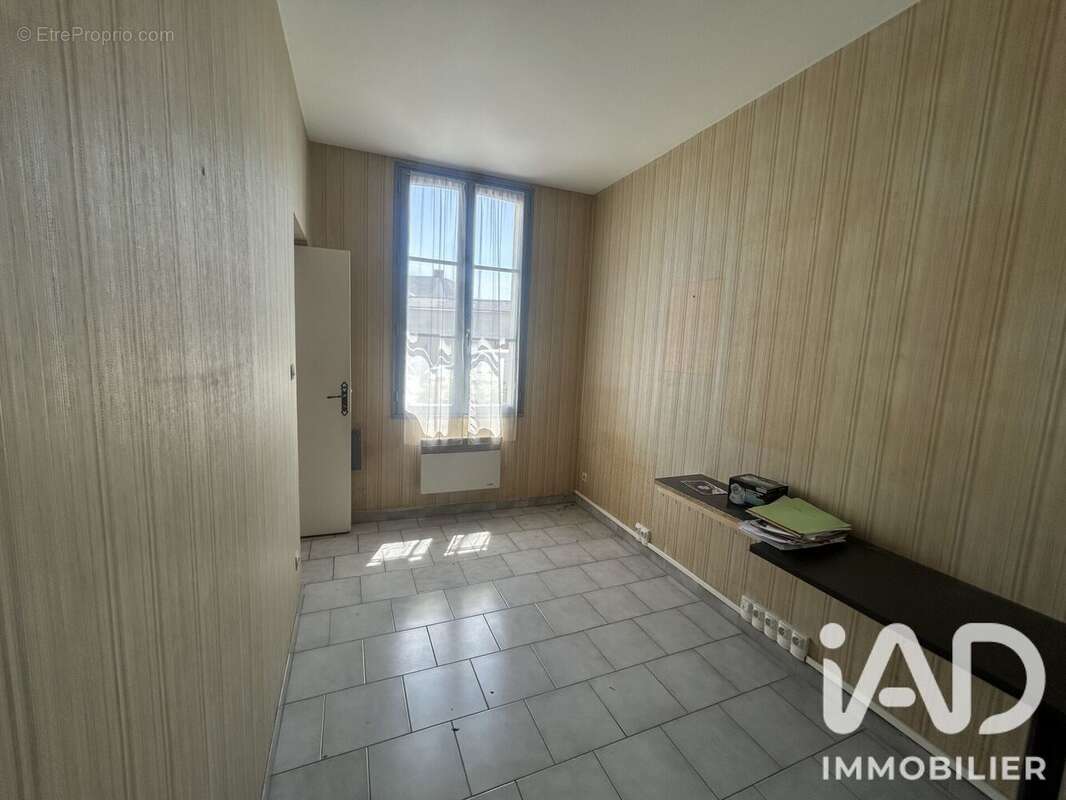 Photo 3