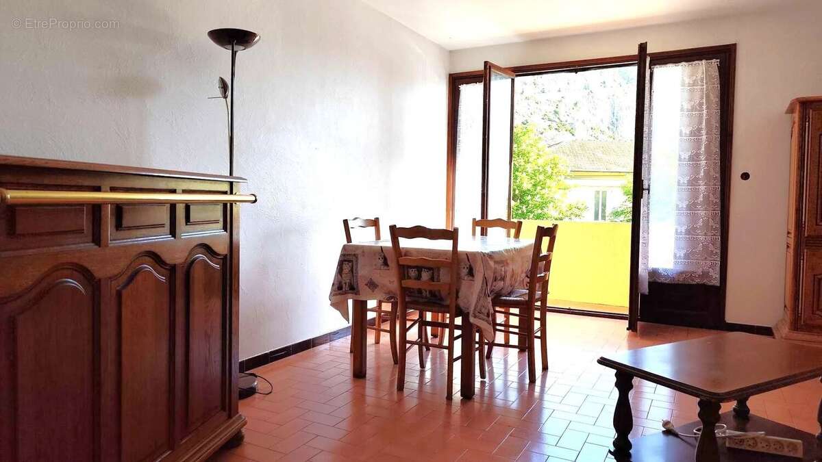 Appartement 3 Pièces 61 m² - Balcon - photo 2