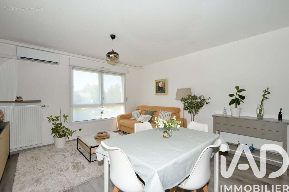 Photo 3 - Appartement à SAINT-PRIEST