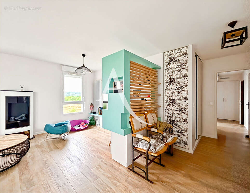 Appartement à ELANCOURT