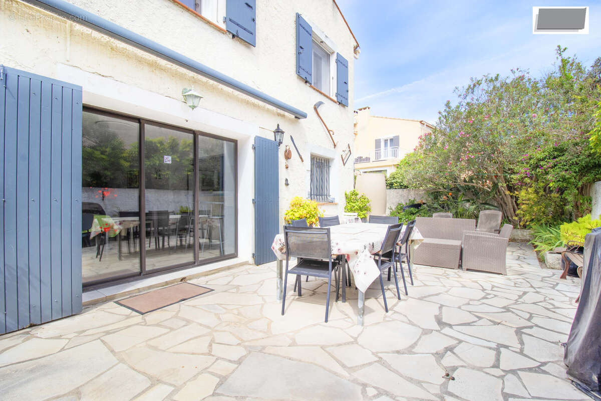 Maison à SAINT-MANDRIER-SUR-MER