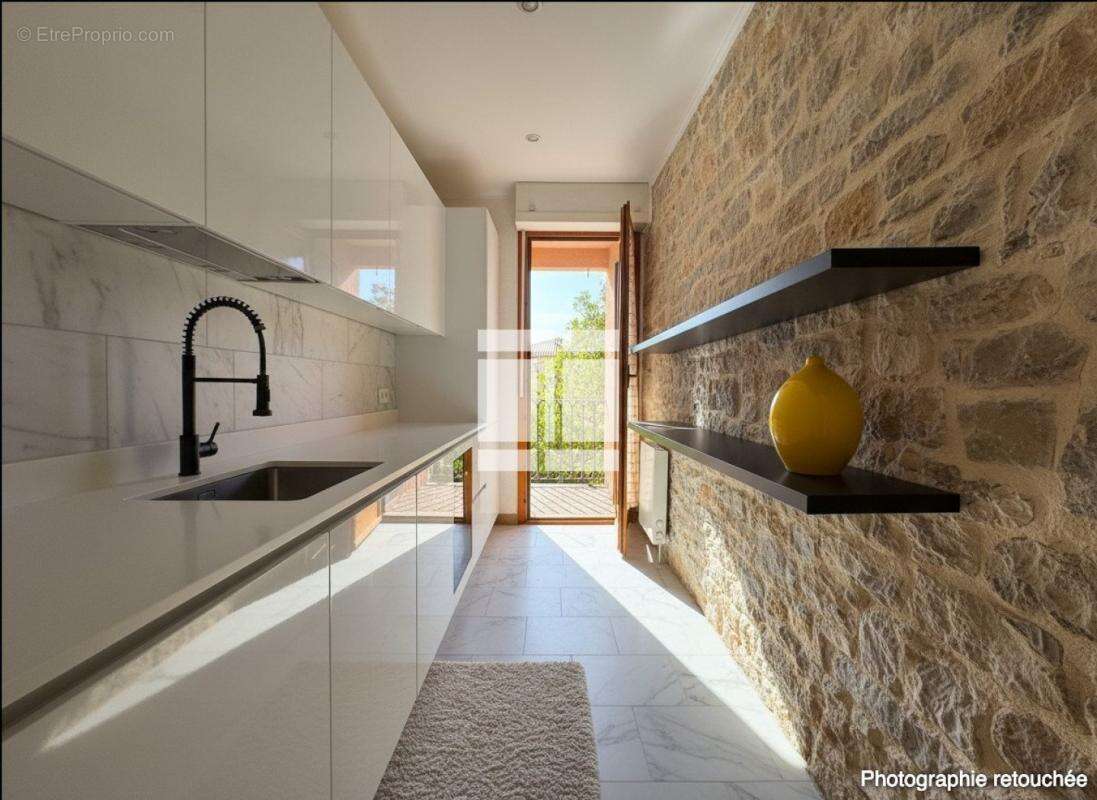 Appartement à L'ILE-ROUSSE