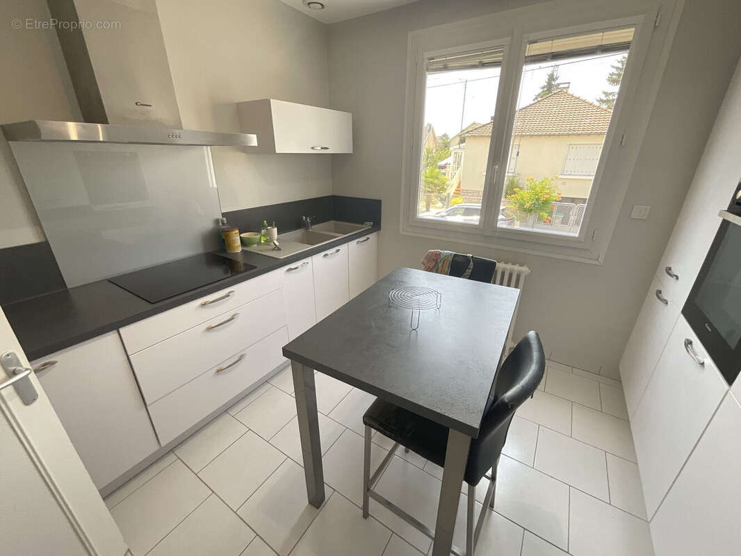 Maison 70 m² à Sainte-Savine  - photo 6