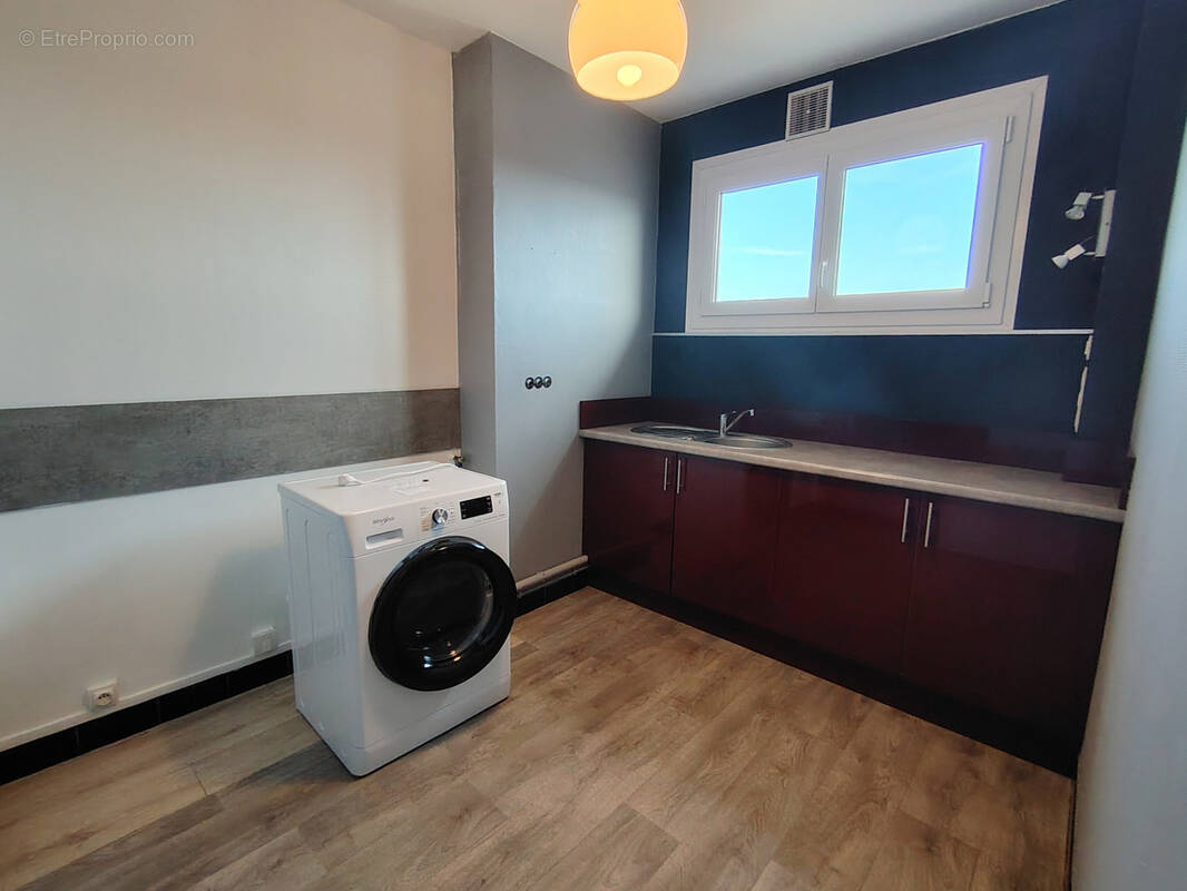 Appartement à MONDEVILLE