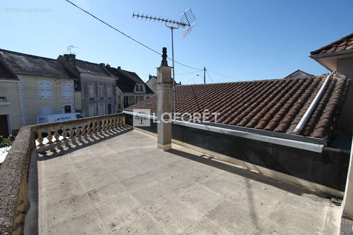 Maison de ville Thiviers 6 pièces 143 m2 avec garage - photo 18