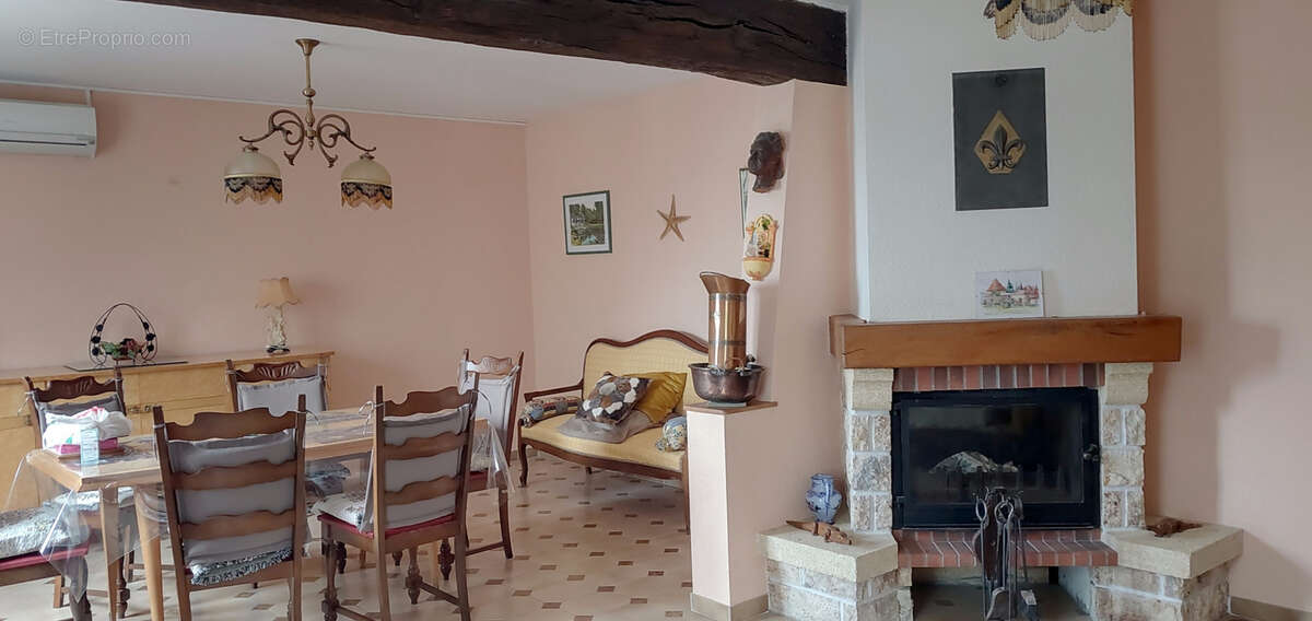 Maison à SAINT-PAULET-DE-CAISSON