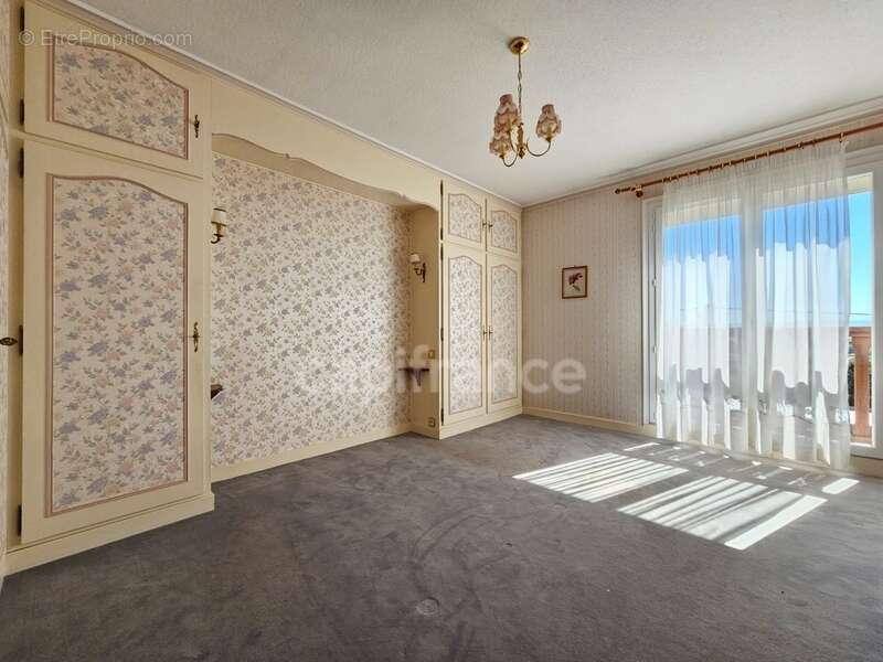 Maison à vendre 4 pièces avec garage et jardin PANISSIERES (42) - photo 14