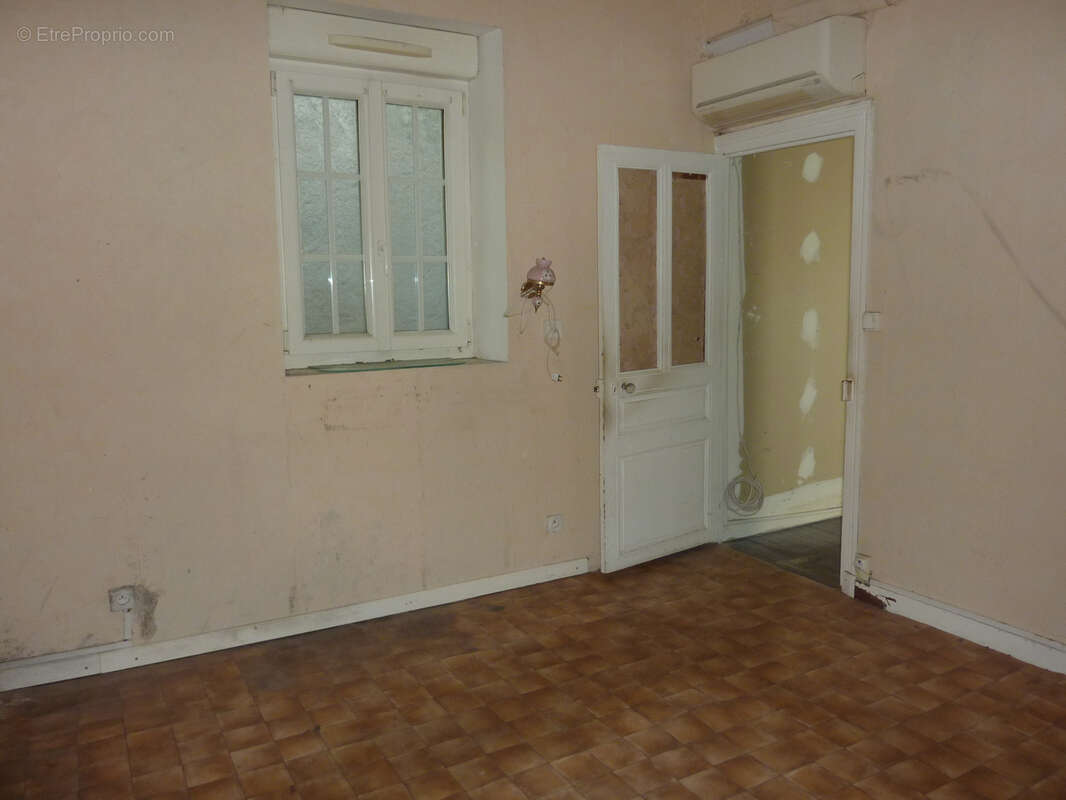 Maison à MOULISMES