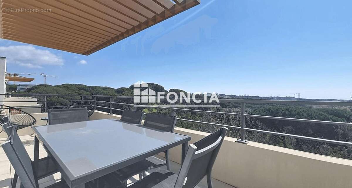 Appartement à FREJUS