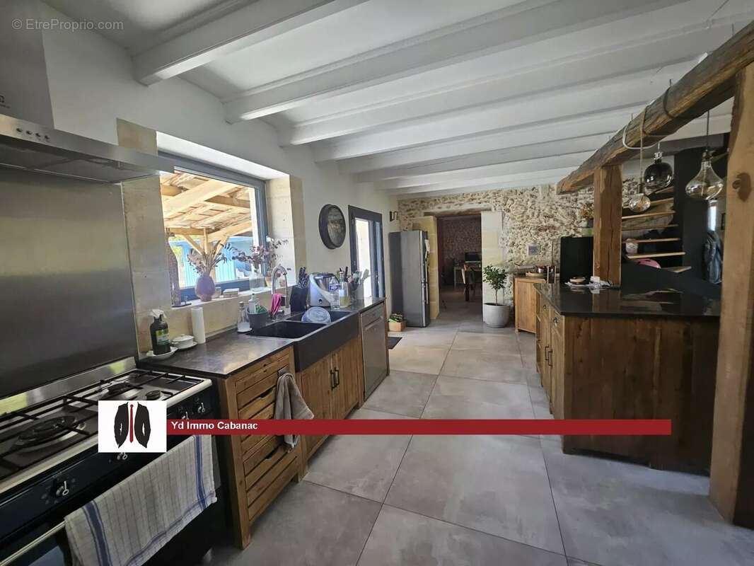 Maison en pierre  de caractère au calme 4 chambres - photo 5