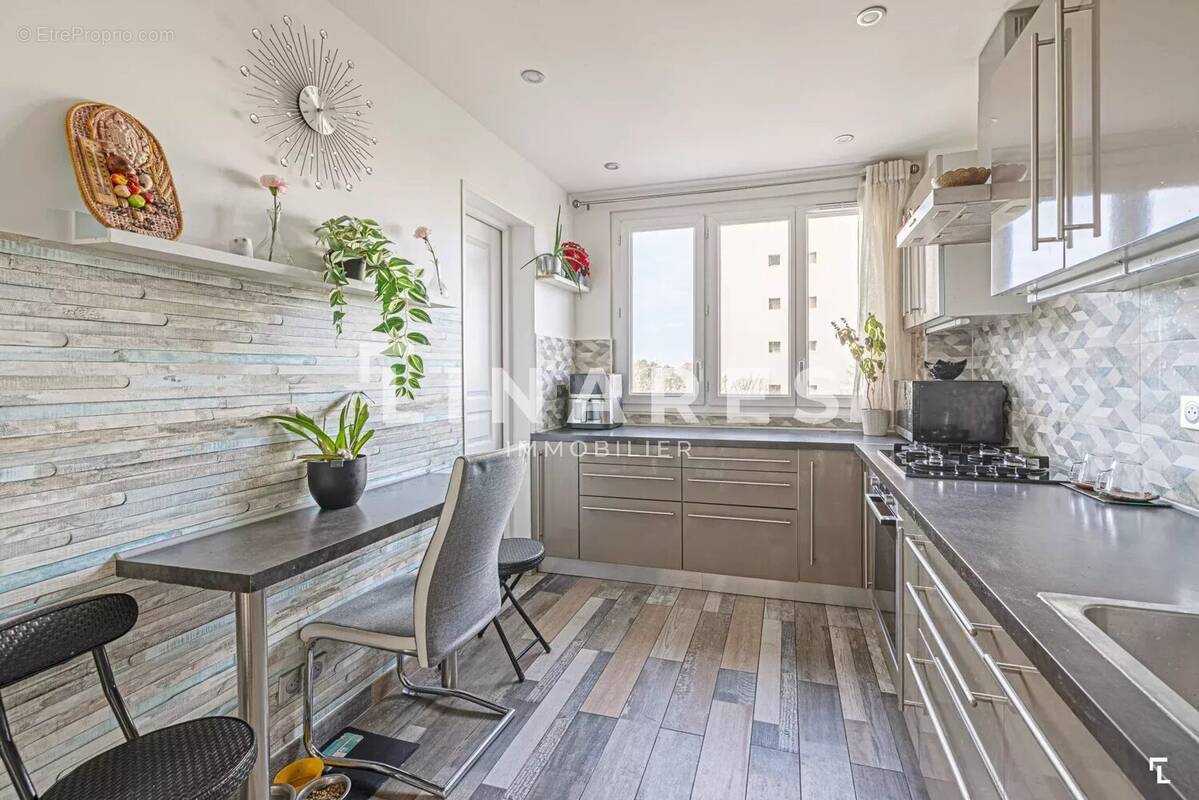 Appartement à MARSEILLE-10E