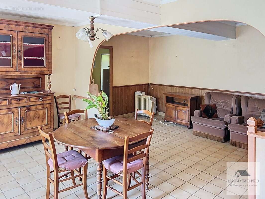 Maison à LA SELLE-EN-COGLES