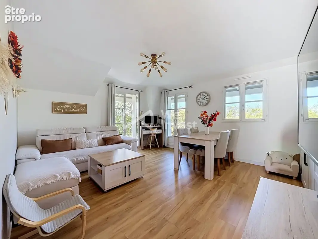 Appartement à BAILLY-ROMAINVILLIERS
