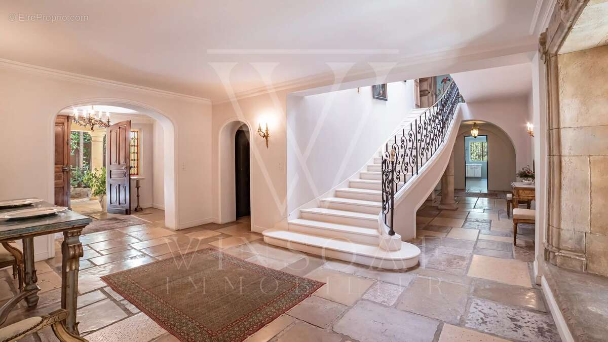 Maison à AURIBEAU-SUR-SIAGNE