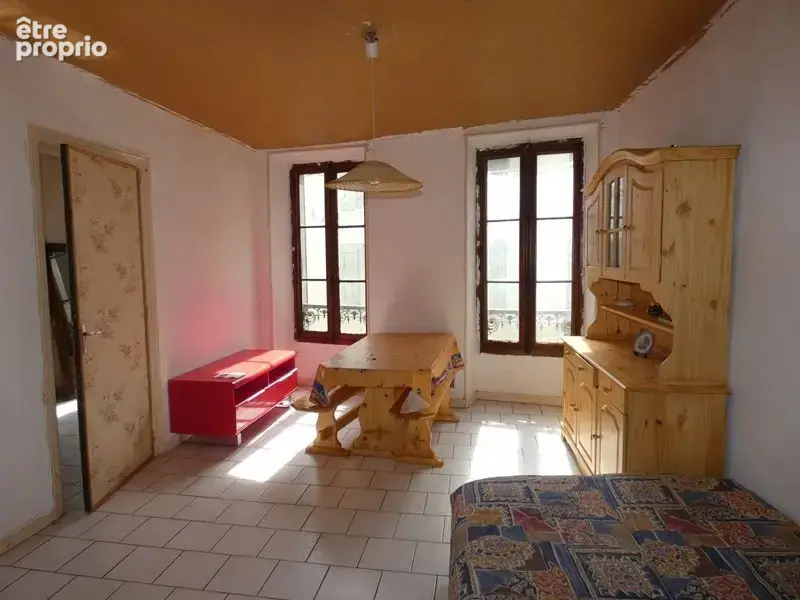 Appartement à VEYNES