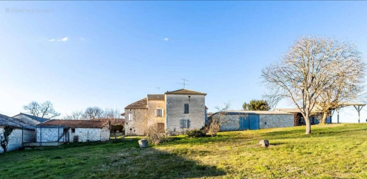 Maison à BOURG-DE-VISA