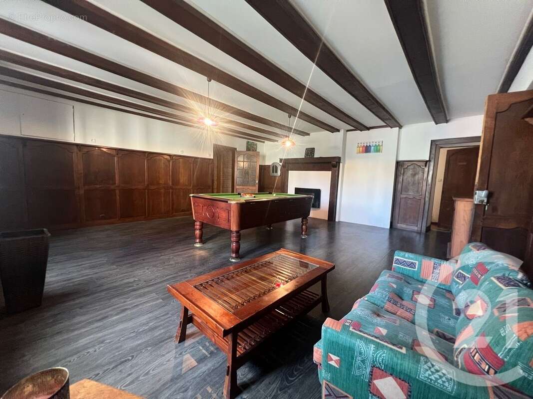 Maison 350 m² à Aurillac  - photo 19