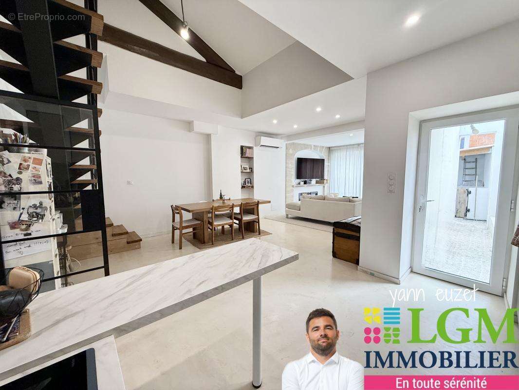 Appartement à LUNEL