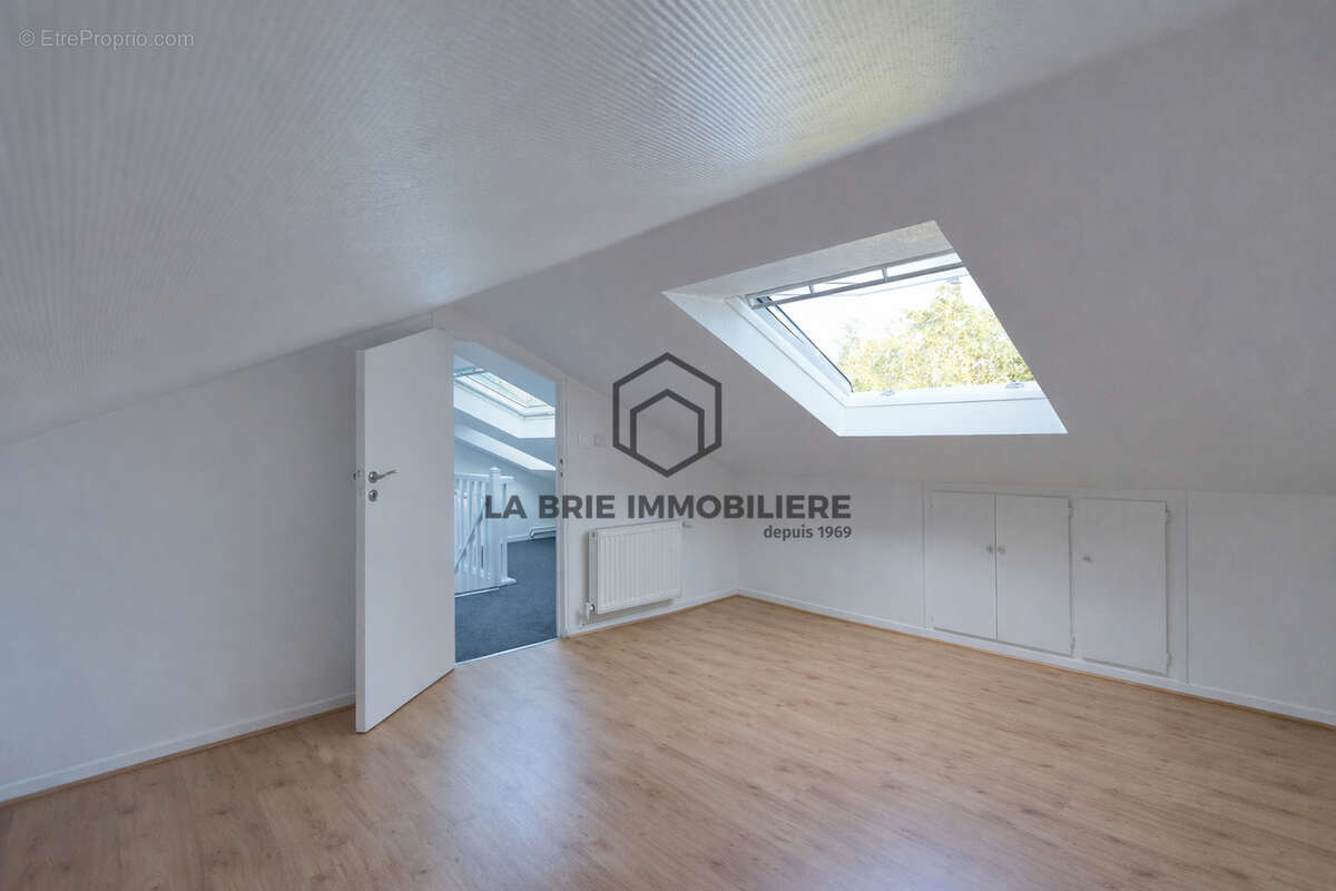 Maison à MAROLLES-EN-BRIE