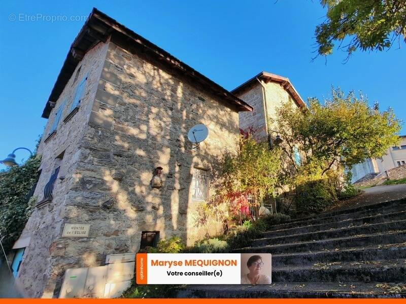 Maison à LE BRUGERON