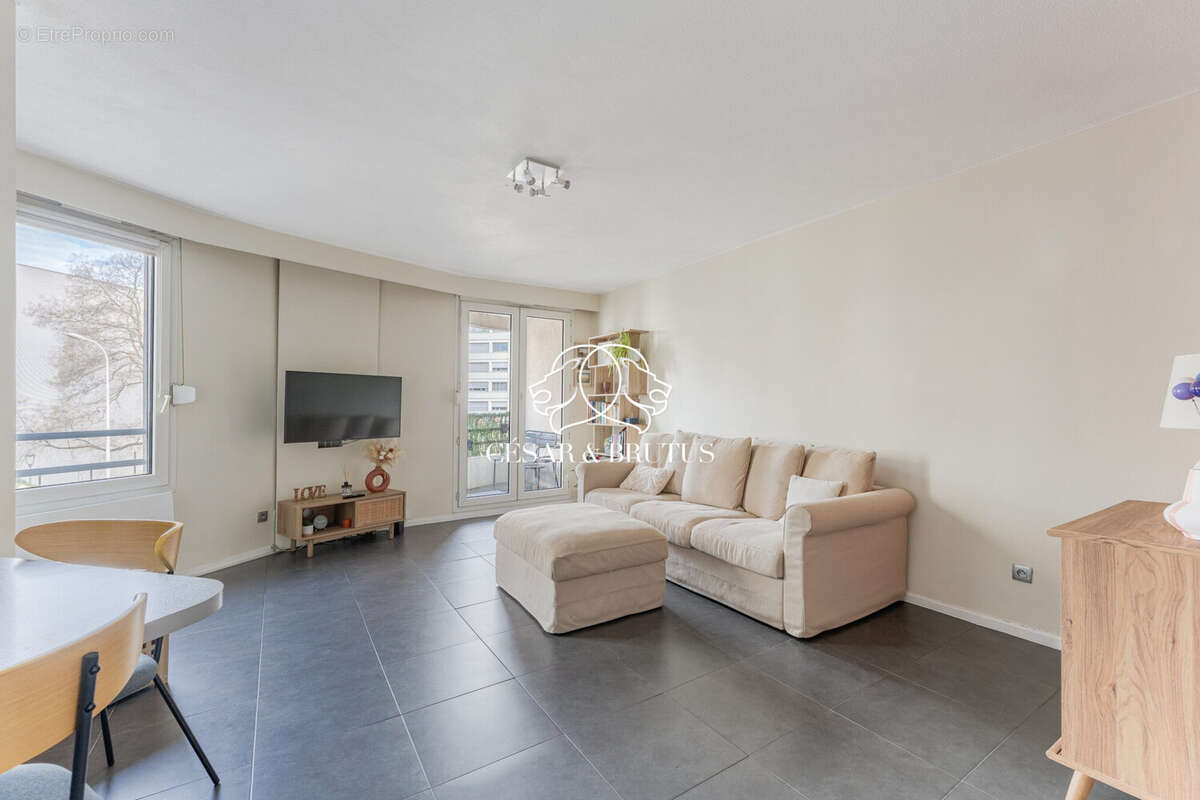 Appartement 71 m² à Lyon-7e  - photo 3