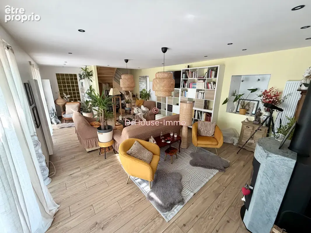 Maison 6 pièces 240 m² à vendre à Saint-Yrieix-La-Perche (87500) - photo 13