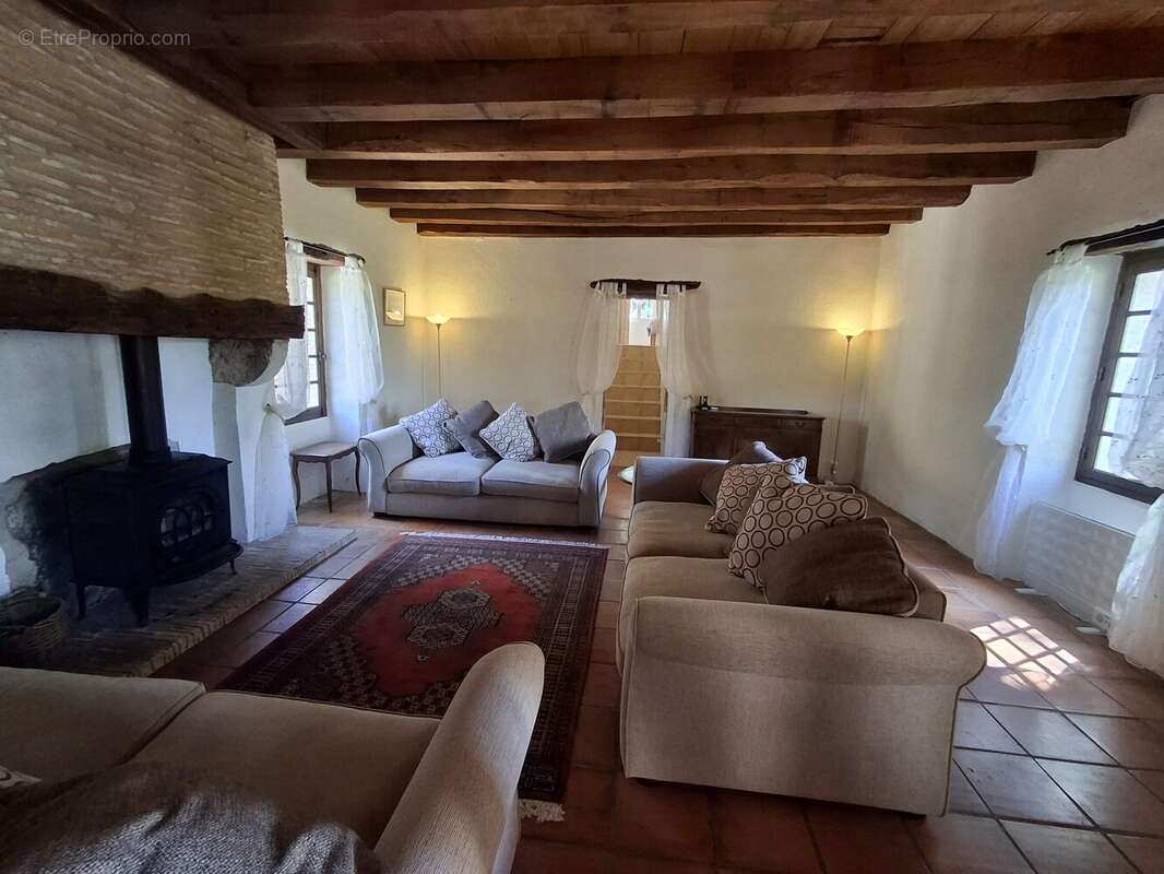 Maison 188 m² à Castillonnes  - photo 9