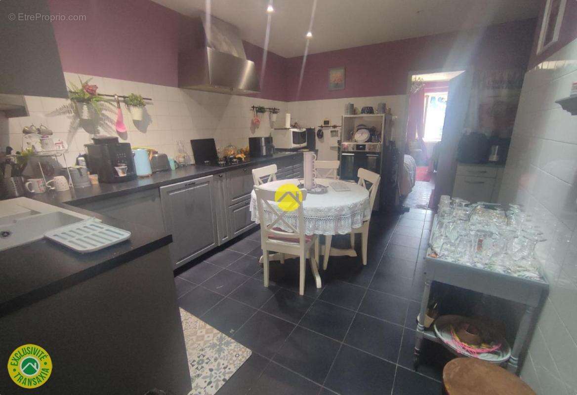 Immeuble mixte/licence iv - photo 7