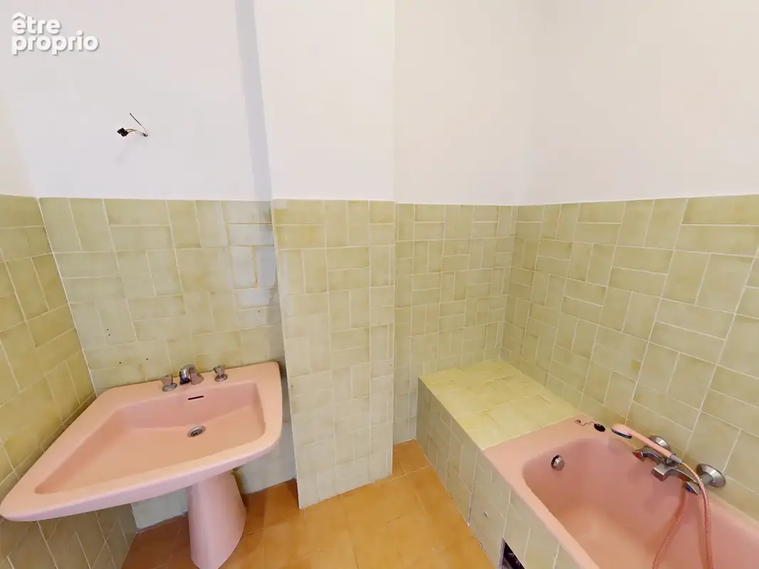 Vente appartement F2 Parc Berthault Ajaccio - photo 8